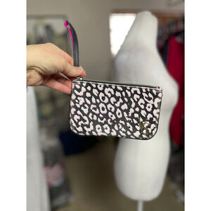 Women Victoria's Secret Leopard Print Wristlet One Size Black Pink